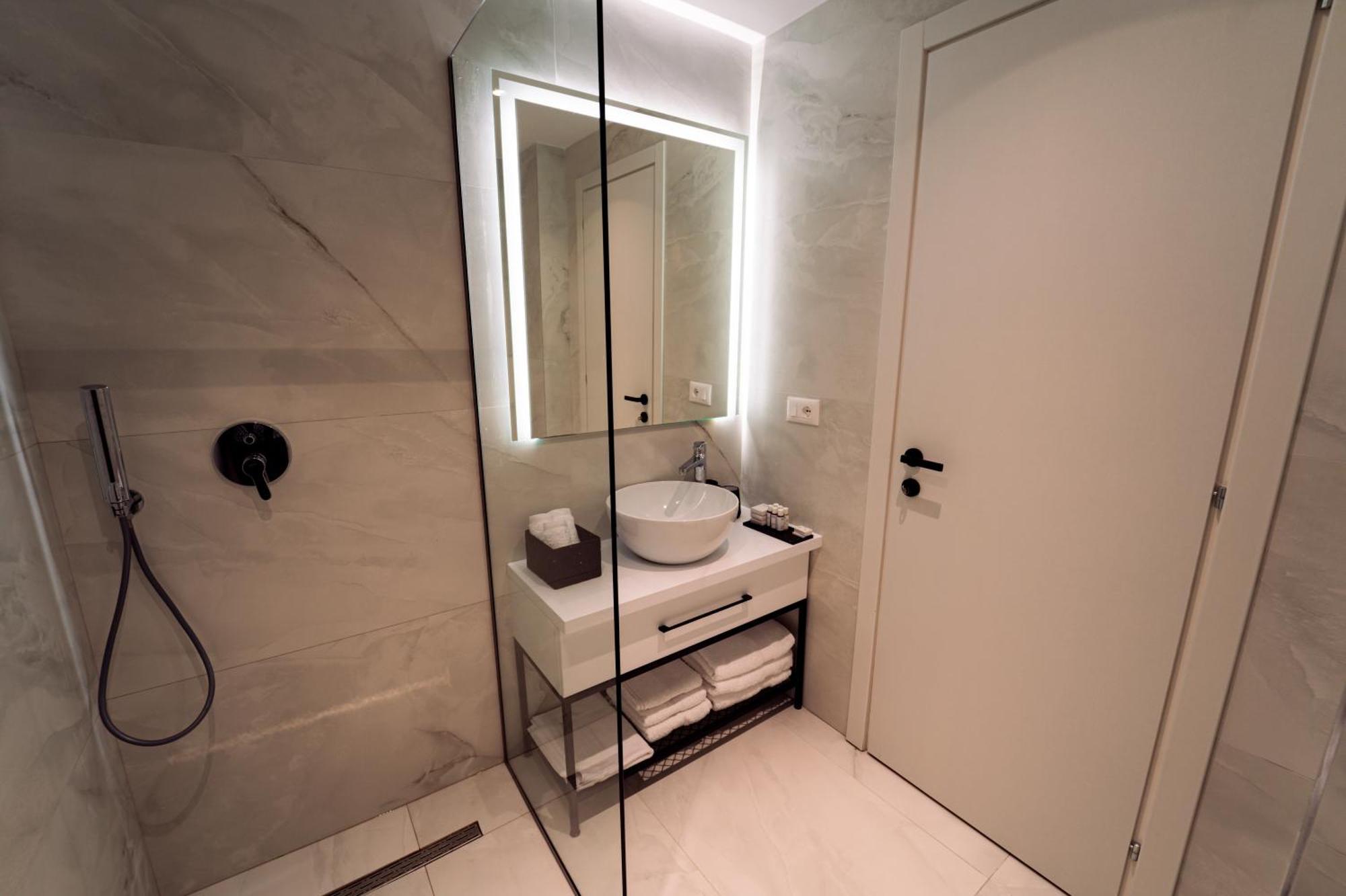 Hotel Vila 19 Dhermi Ngoại thất bức ảnh